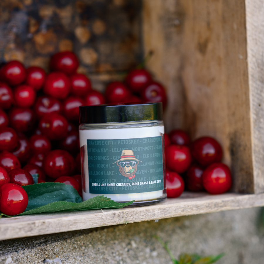 Bogey Cherry Bear Candle