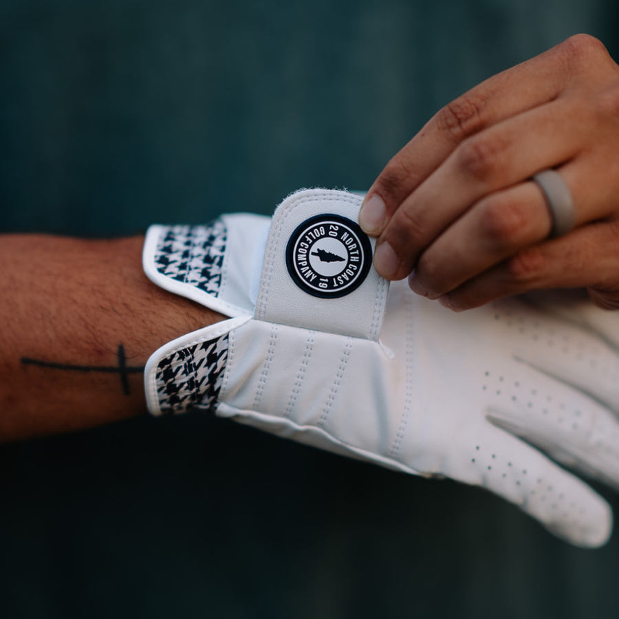 NoCo Houndstooth Glove